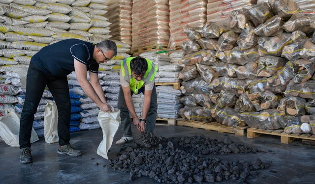 İzmir'e kış gelmeden denetim arttı: Uygun olmayan kömürlere satış yasağı