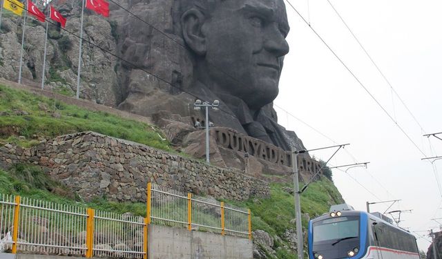 29 Ekim Cumhuriyet Bayramı’nda İZBAN Ücretsiz! Resmi Gazete’de yayımlandı