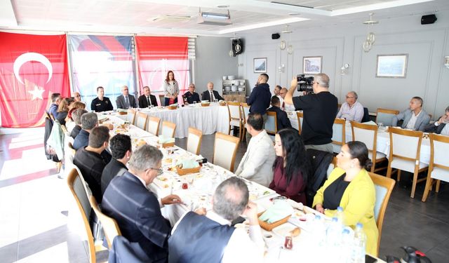 Karşıyaka’da Muhtarlar Günü buluşması