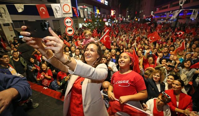 Karşıyaka’da Cumhuriyet coşkusu: Eğlence tavan yapacak!