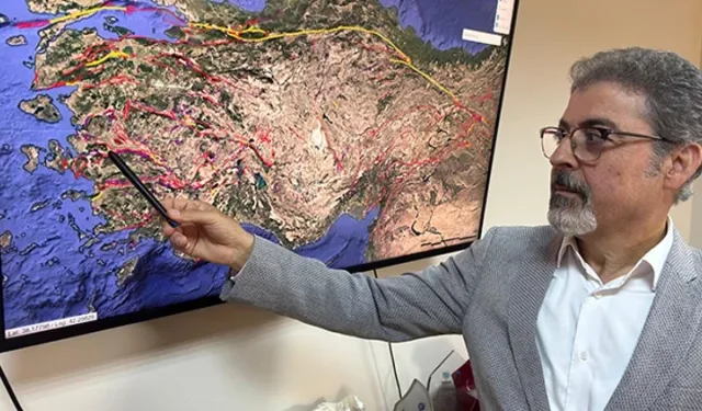 Prof. Dr. Sözbilir İzmir’deki 3 fayı işaret etti: Deprem üretme zamanı geldi