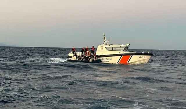İzmir’de 33 düzensiz göçmen kurtarıldı