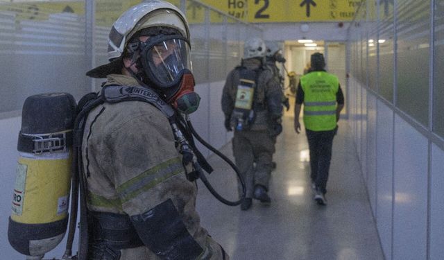 Önce deprem, sonra yangın… İzmir’de gerçeği aratmayan tatbikat!