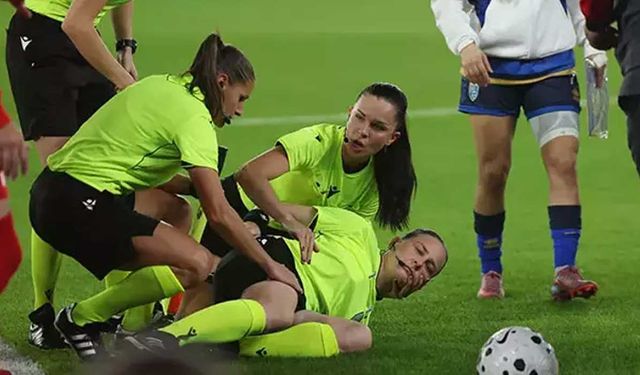 A Milli takımın maçında şok anlar: Hakem fenalaştı