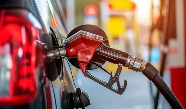 Akaryakıta dev zam geldi! İşte güncel fiyatlar