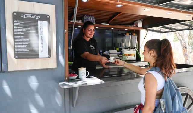 Buca Belediyesi'nden öğrenci dostu proje: 25 TL'ye Türk kahvesi