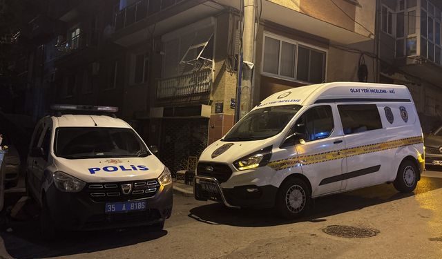 İzmir’de tartışma kanlı bitti: Silahla yaralanan kadın hastaneye kaldırıldı