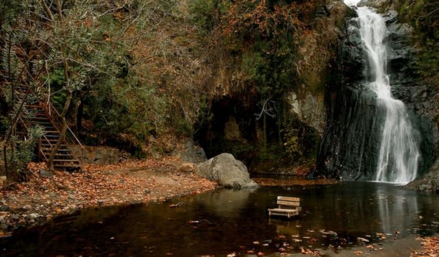 İzmir'de nokta atışı sonbahar rotası: Hikayesiyle büyülüyor