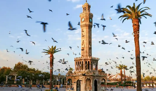 İzmir’in icat niteliğindeki kendine özgü kelimeleri: Darı, yemiş, garaj…