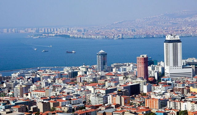 İzmir’de ev alacakların dikkatine: Yeni yılda konut üretimi artacak