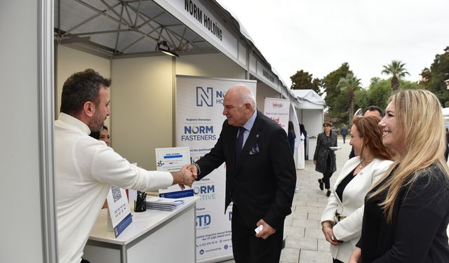 İzmir’de sanayi ve gençlik el sıkıştı: ASAD İstihdam Günleri başladı
