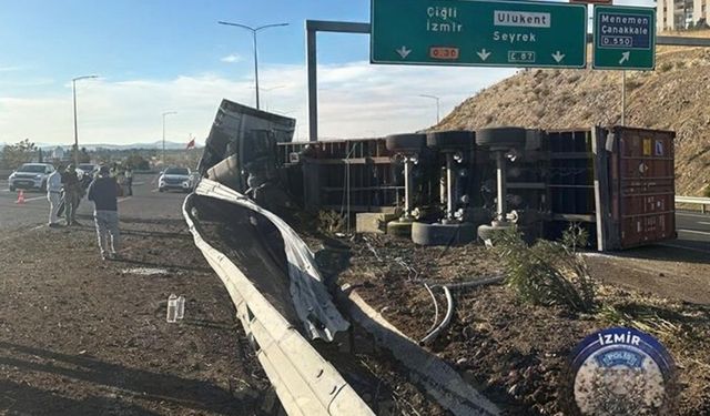 İzmirli sürücüler dikkat: Koyundere Kavşağı'nda trafik kazası