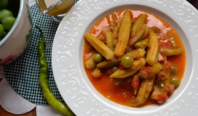 Aydın’ın meşhur yemeği: Koruk ekşili bamya nasıl yapılır?