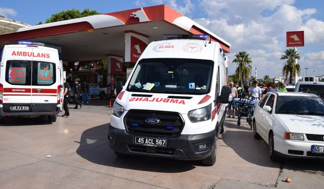 İzmir-Ankara yolunda karşılaştı, bıçakla saldırdı: Eski eşi ve yanındaki kişiyi yaraladı
