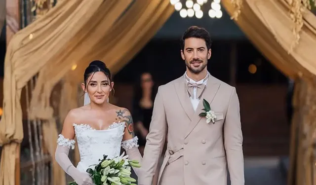 Ünlü şarkıcı sosyal medya hesabında açıkladı: Melek Mosso ve Serkan Sağdıç boşandı!