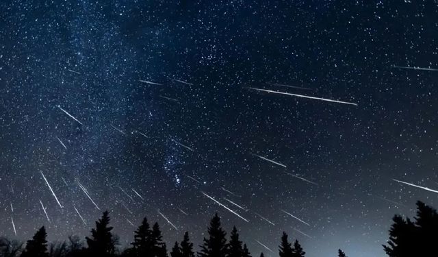 İzmir üzerinde Halley’in izleri: Meteor yağmuru bu gece gökyüzünü aydınlatacak