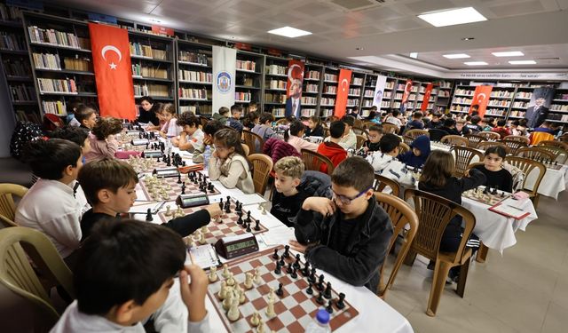 Atatürk Efes Selçuk’ta satranç turnuvasıyla anıldı