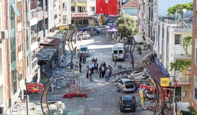 İzmir'de 5 kişinin öldüğü patlamaya ilişkin davada karar