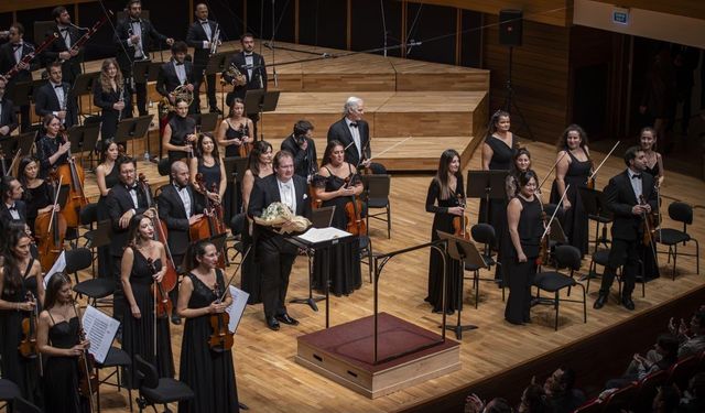 İzmir Oda Orkestrası’ndan klasik müzik ziyafeti