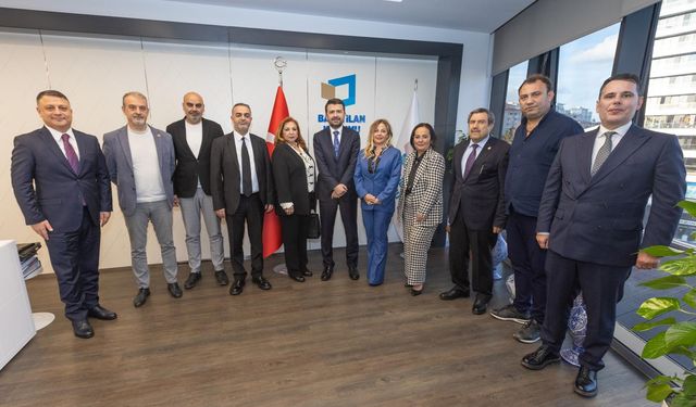 İzmir yerel basınından BİK Genel Müdürü Abdulkadir Çay'a ziyaret: Basın İlan pastasını büyütmek için çalışacağız