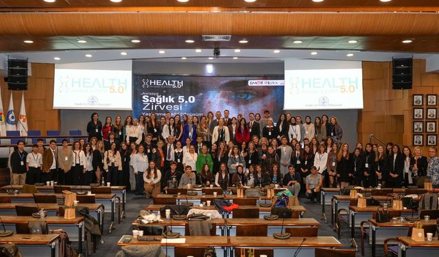 İzmir'de iklim krizinin insan sağlığına etkileri ele alındı