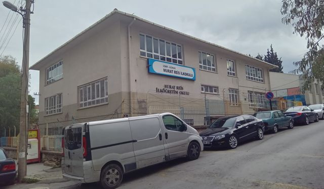 İzmir’de gökdelenler 1 yılda yükseliyor, okullar 5 yıldır yapılamıyor!