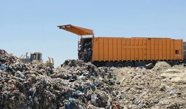 EGEÇEP’ten Büyükşehir’e çöp tepkisi: Yukarıdan aşağı çözülmez!