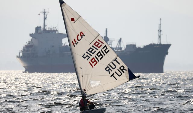 Cumhuriyet’in 102. yılı denizle kutlandı: Yelken yarışlarının galipleri açıklandı