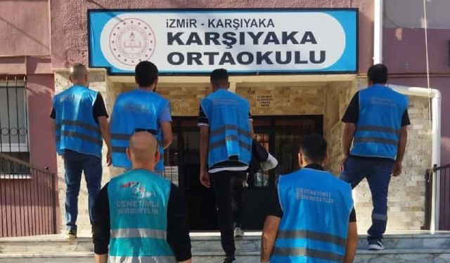 İzmir’de denetimli serbestlik yükümlüleri ara tatilde okulları yeniledi