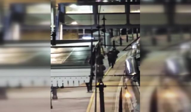 İngiltere’de tren saldırısı: 11 kişi yaralandı