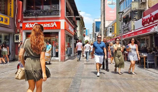 İzmirliler son dönemde en çok hangi duyguyu hissediyor? Stres, öfke, mutluluk, umut… Araştırma sonucu ortaya koydu