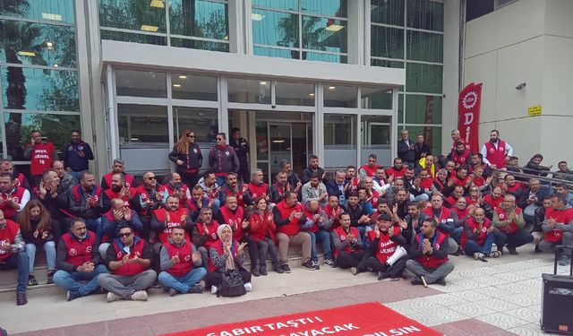 Başkan Durbay’ın vefatı nedeniyle DİSK’in CHP heyeti görüşmesi ertelendi