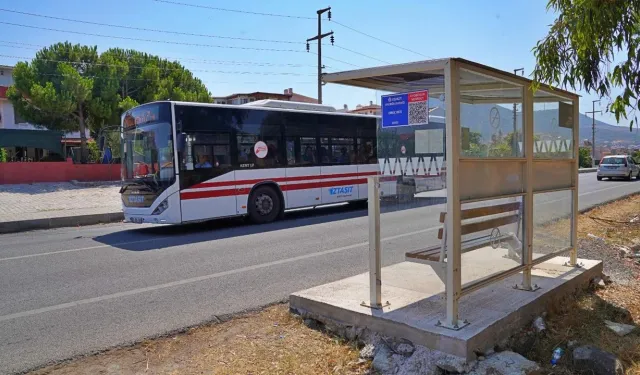 İzmir’de mahalleliden durak talebi: Pankart astılar