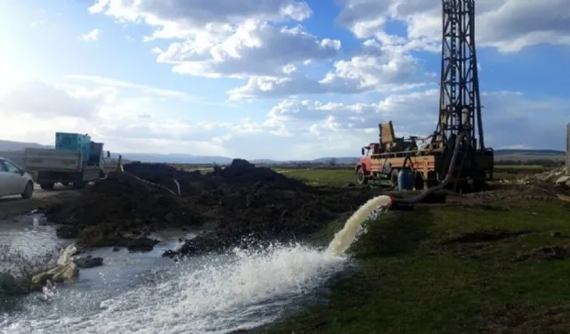 İzmir’in su krizinde yeni adım:  İZSU Buca’da su kuyusu açacak