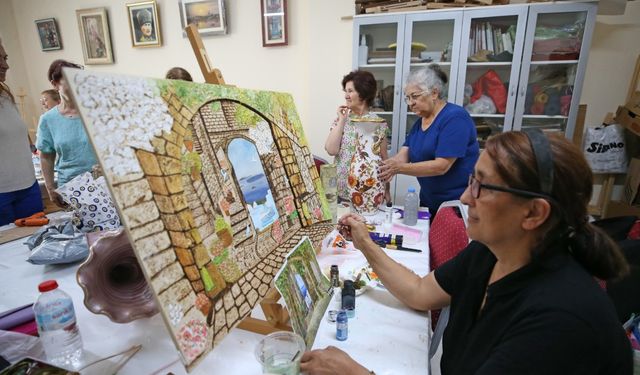 Karşıyaka’da 300 kadının istihdamına destek