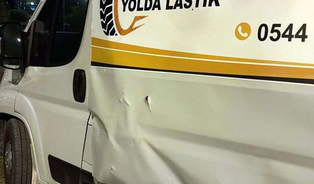 Lastik yol yardım aracında patlama: 2 kişi hastaneye kaldırıldı