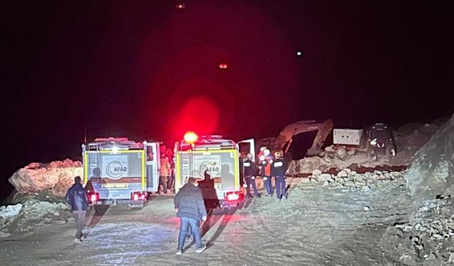 Sivas’taki göçükte arama çalışmaları devam ediyor