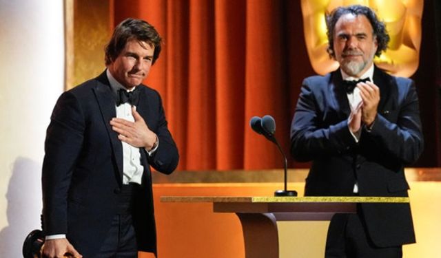 Tom Cruise ilk Oscar'ını aldı!
