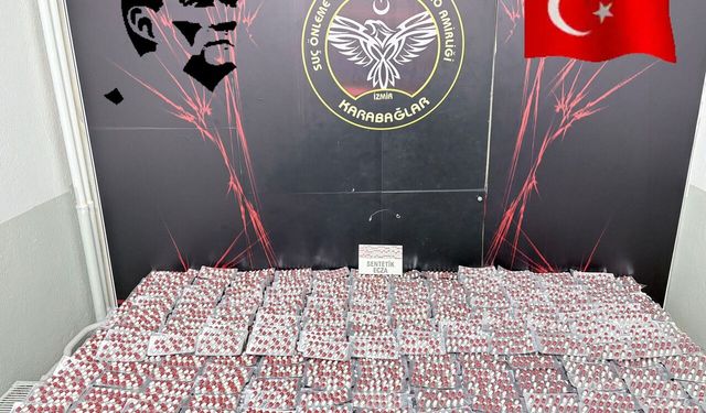 İzmir'deki uyuşturucu operasyonunda 3 zanlı tutuklandı