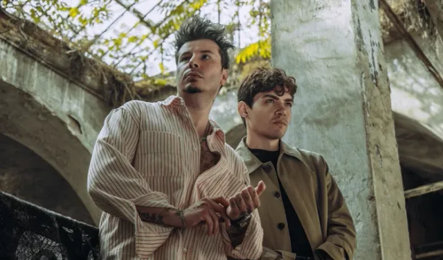 Emrah Karaduman & Mavi Gri- O Değil Ki şarkı sözleri