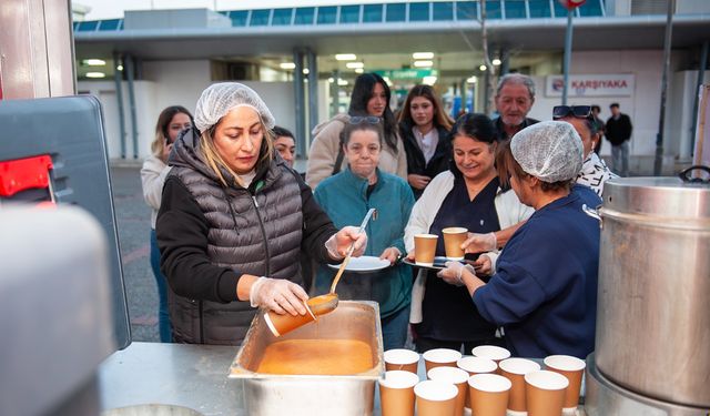 Karşıyaka’da kış dayanışması: Çorba ikramı başladı