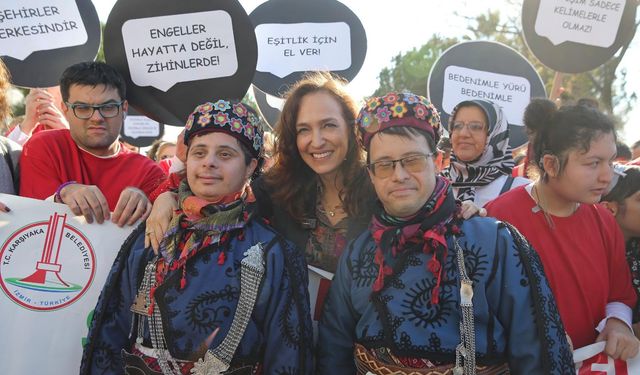 Karşıyaka’da 3 Aralık mesajı: Hep birlikte engelleri kaldıralım