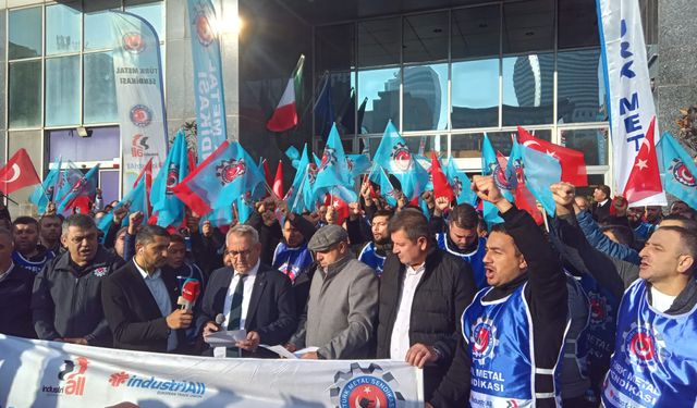 İzmir’de emek mücadelesi büyüyor: Türk Metal Sendikası da sokağa indi