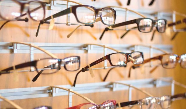 SGK’dan gözlük reçetesi müjdesi: Ücret ödenmeyecek!