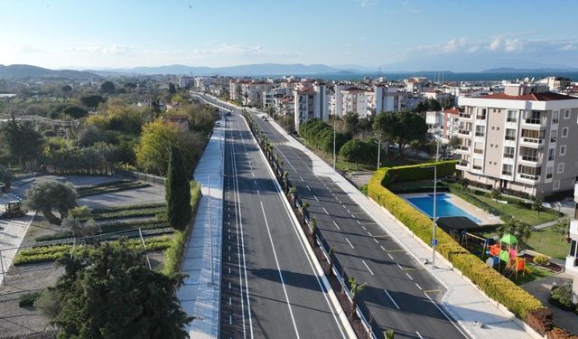 İzmir'de trafik problemine çözüm olacak: Tarihi yatırımda sona gelindi, bağlantı yolu yıl sonunda açılıyor
