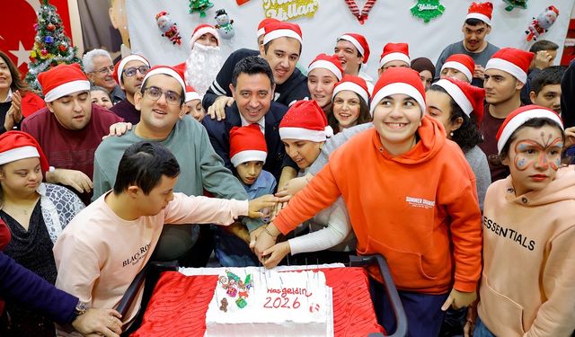 Bayraklı Belediyesi özel sporcularla 2026’yı dayanışma içinde karşıladı