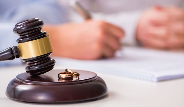 İzmir’de boşanma davasına şaşırtan ret: Karı-koca ilişkisi devam ediyor!