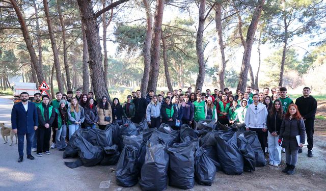 Buca’da imece usulü doğa temizliği