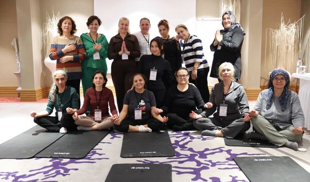 Çeşme’de engelli yurttaşlara sanatla terapi