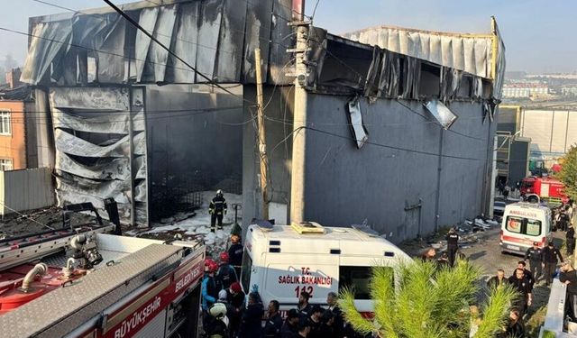 İzmir’den Dilovası'na ses verildi: Adalet Nöbetinde ailelerle dayanışma mesajı